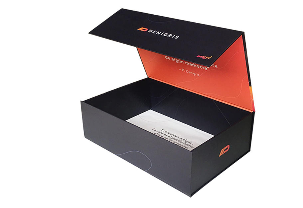 Magnetic Closure Rigid Boxes | Custom Design Magnetic Packaging Boxes UK